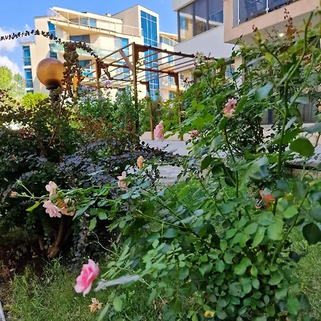 Immaculate 1-bed In Sunny Apartamento Sunny Beach