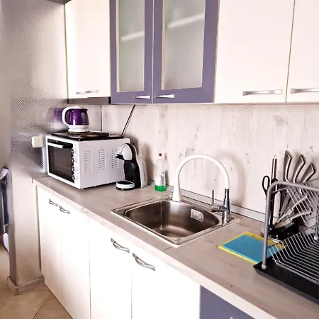 Immaculate 1-bed In Sunny Apartman *